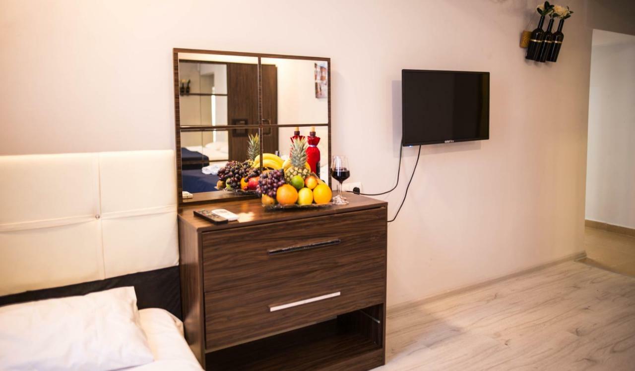 Central Apart-Hotel บาทูมิ ภายนอก รูปภาพ