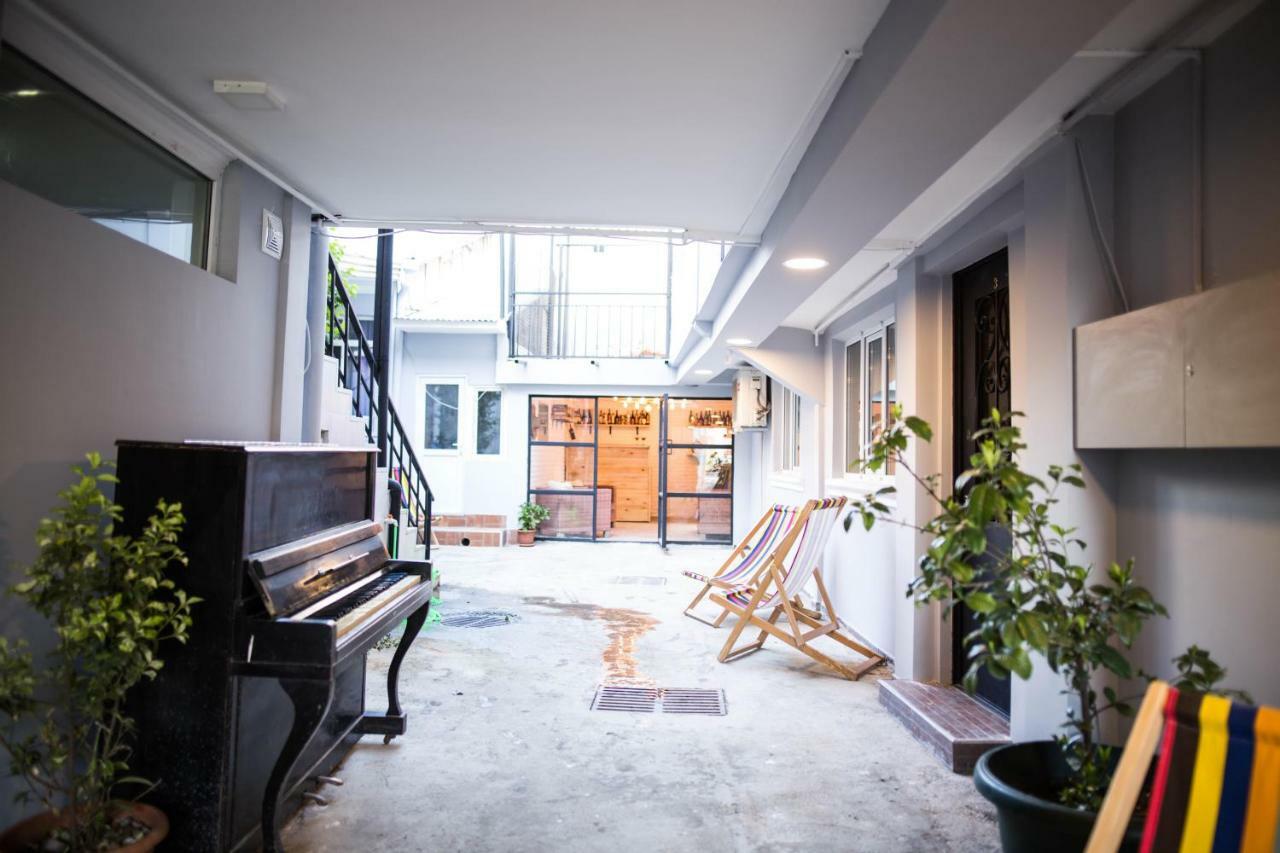 Central Apart-Hotel บาทูมิ ภายนอก รูปภาพ