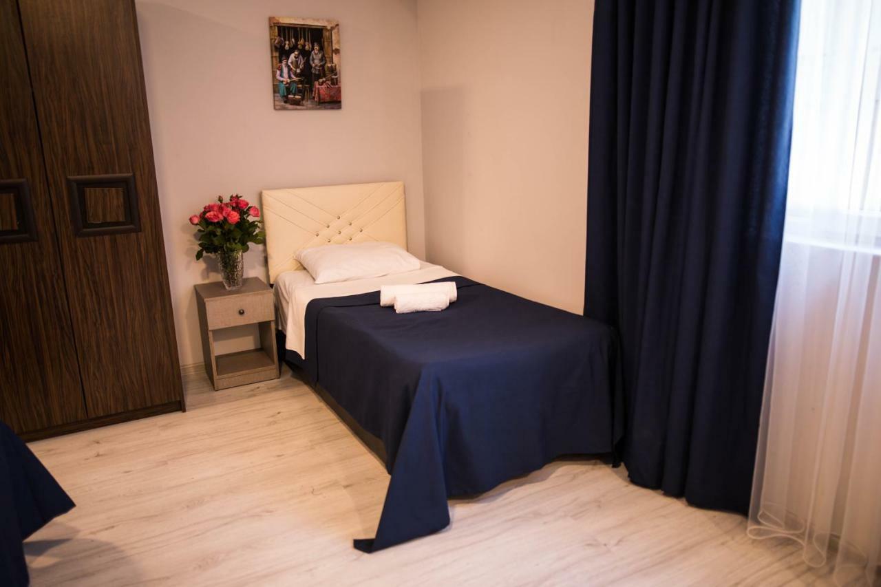 Central Apart-Hotel บาทูมิ ภายนอก รูปภาพ