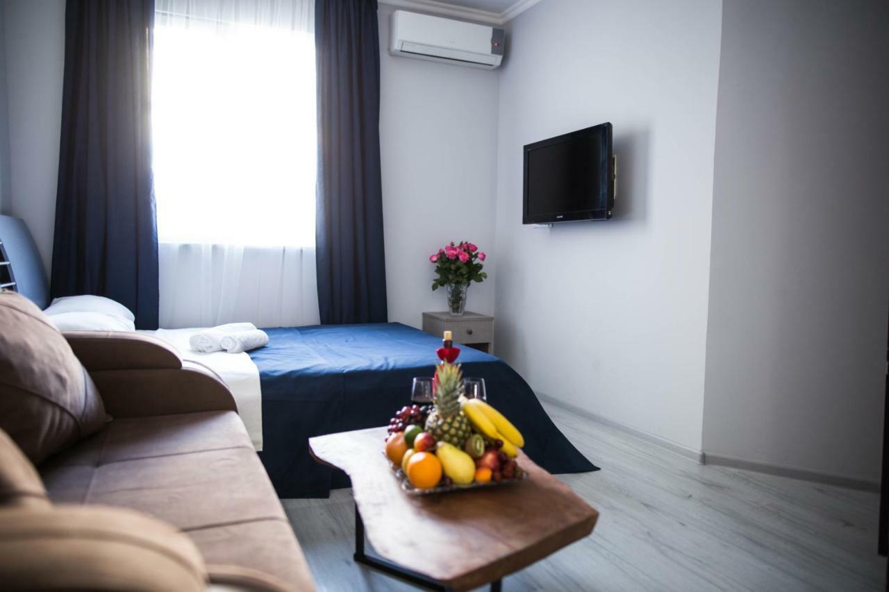 Central Apart-Hotel บาทูมิ ภายนอก รูปภาพ